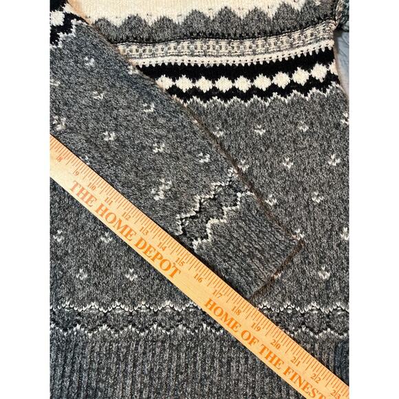 American Eagle Outfitters Fair Isle Nordic Knit Sweater Size Medium Wool Blend - Picture 6 of 8